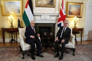 مشتاق همکاری و دوستی با مردم فلسطین هستیم