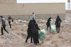 برنامه های هفته پاکیزگی به کمک مردم میبد انجام می شود