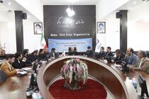صدور کارت ماکووندی و عضویت شهروندان در شرکت های سهامی عام نخستین اقدام منطقه آزاد ماکو در راستای تحقق شعار سال
