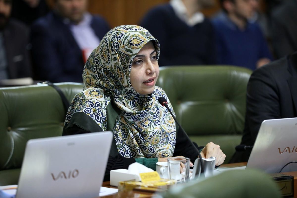 الهام فخاری