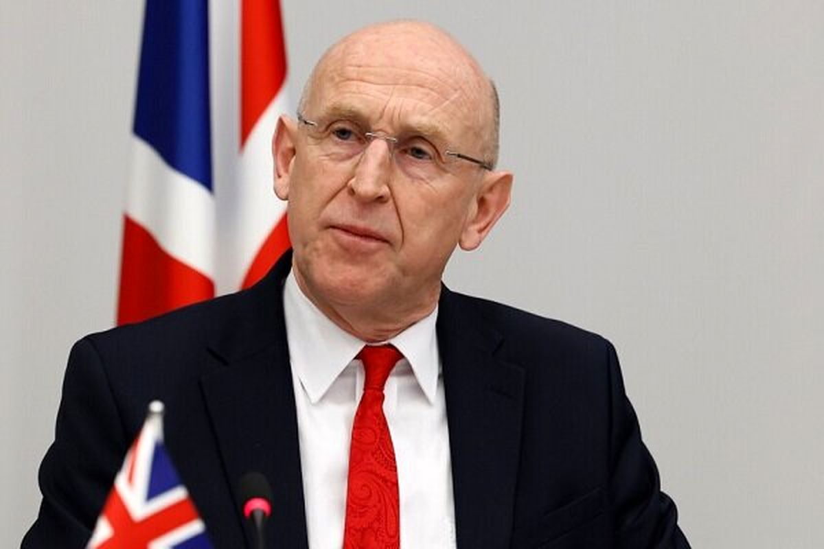 وزیر دفاع انگلیس