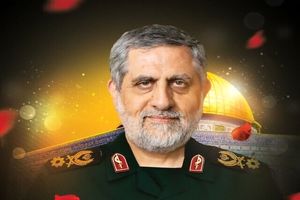 صحبت‌های همسر شهید سرلشکر ایزدی (حاج رمضان) در مراسم تشییع + فیلم