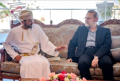 وزیر خارجه عمان دیدار با لاریجانی را سازنده توصیف کرد