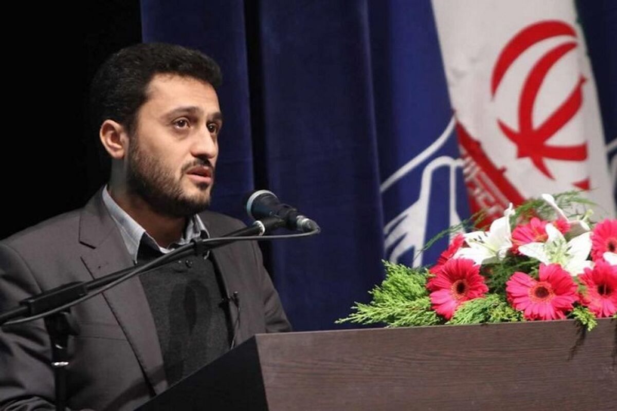 حمید ورناصری.