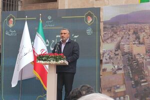 وزارت راه و شهرسازی کشور را به کارگاه بزرگ عمرانی تبدیل کرده است