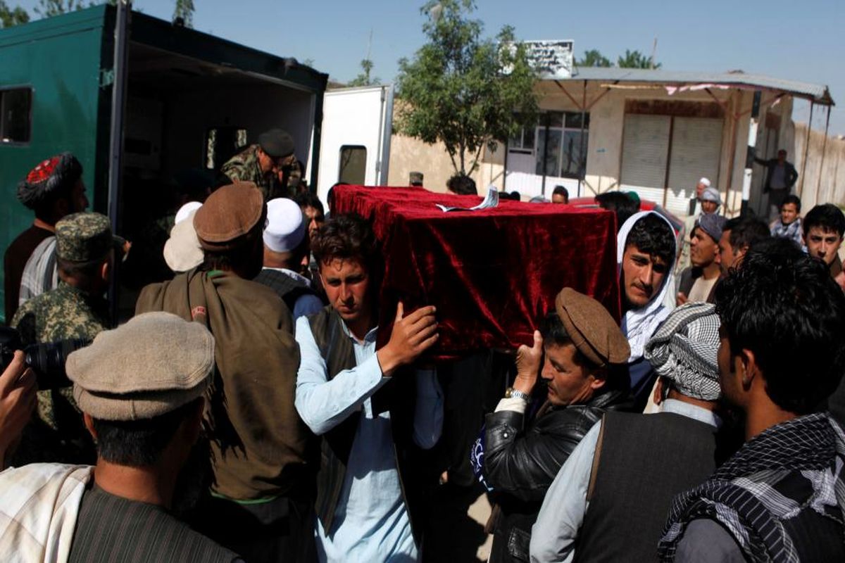 کشتار غیرنظامیان افغان