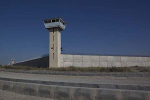 بازدید دادستان نظامی تهران از اردوگاه فشافویه