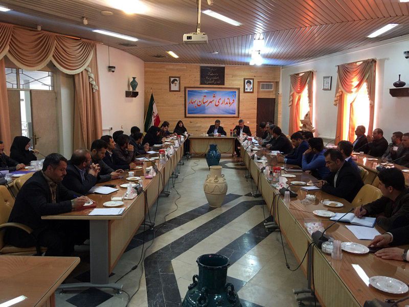نشست مشورتی دهیاران شهرستان بهار