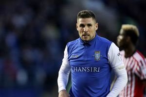 گری هوپر با استقلال به توافق رسید