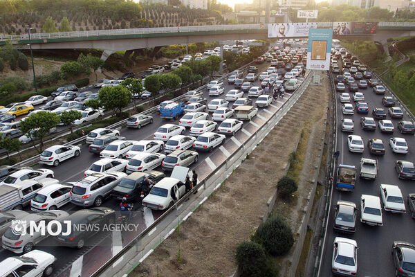 مسیر جنوب به شمال محور چالوس زیر بار ترافیک سنگین است