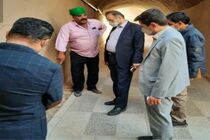 رفع خطر ریزش یک جداره و ساباط در محله شاه ابوالقاسم 