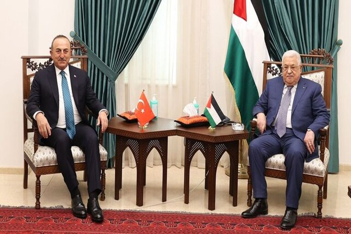 دیدار محمود عباس با مولود چاووش‌ اوغلو در رام الله