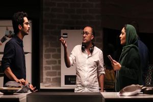 فیلم اتاق تاریک از چهارشنبه ۲۸ دی به سرگروهی آزادی اکران می‌شود