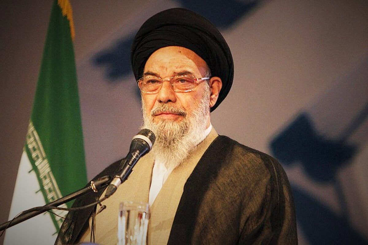 آیت-الله-طباطبایی-نژاد-نماینده-ولی-فقیه-در-استان-و-امام-جمعه-اصفهان