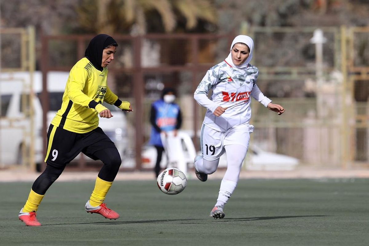 فوتبال زنان