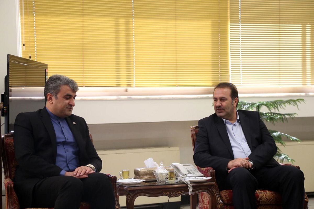 عنایت اله رحیمی استاندار فارس در دیدار مدیرعامل شرکت نمایشگاه های بین المللی جمهوری اسلامی ایران  1