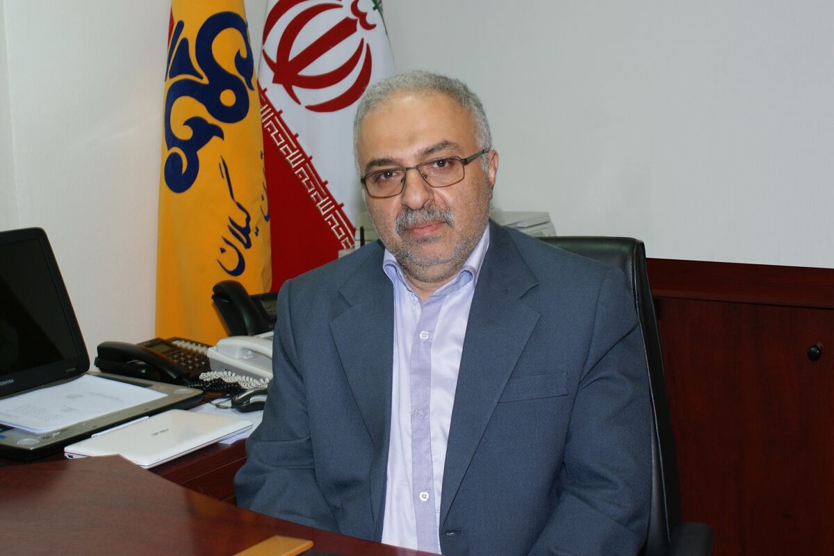 حسین اکبر