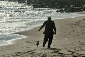 مستند «لعبت‌باز» به جشنواره بین‌المللی تئاتر عروسکی فرانسه راه یافت