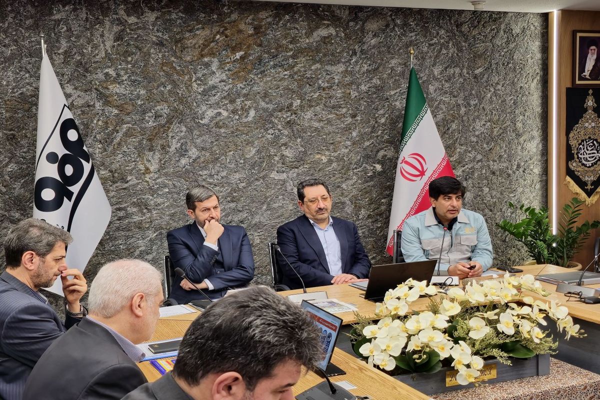 فولاد مبارکه. وزیر صمت