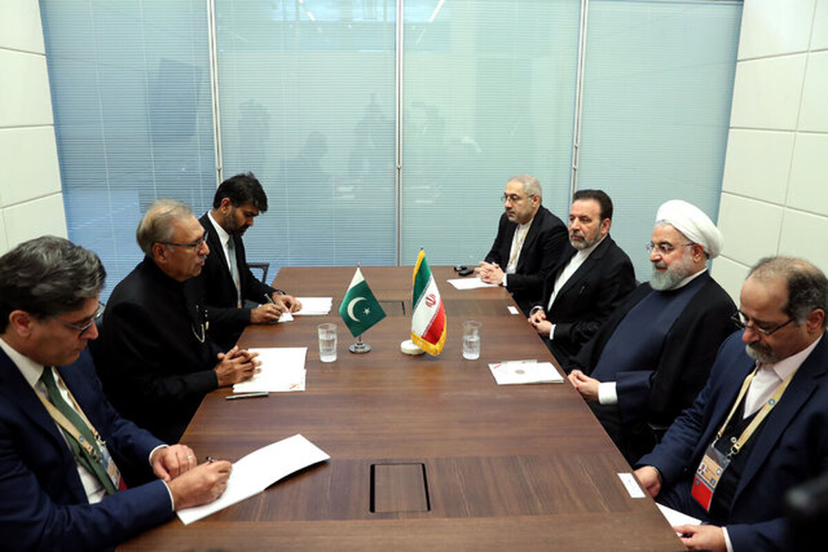 دیدار روحانی و عارف علوی