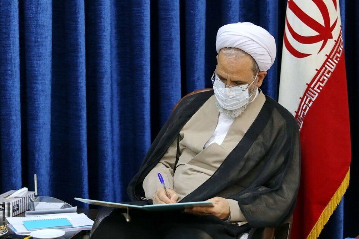  آیت الله اعرافی