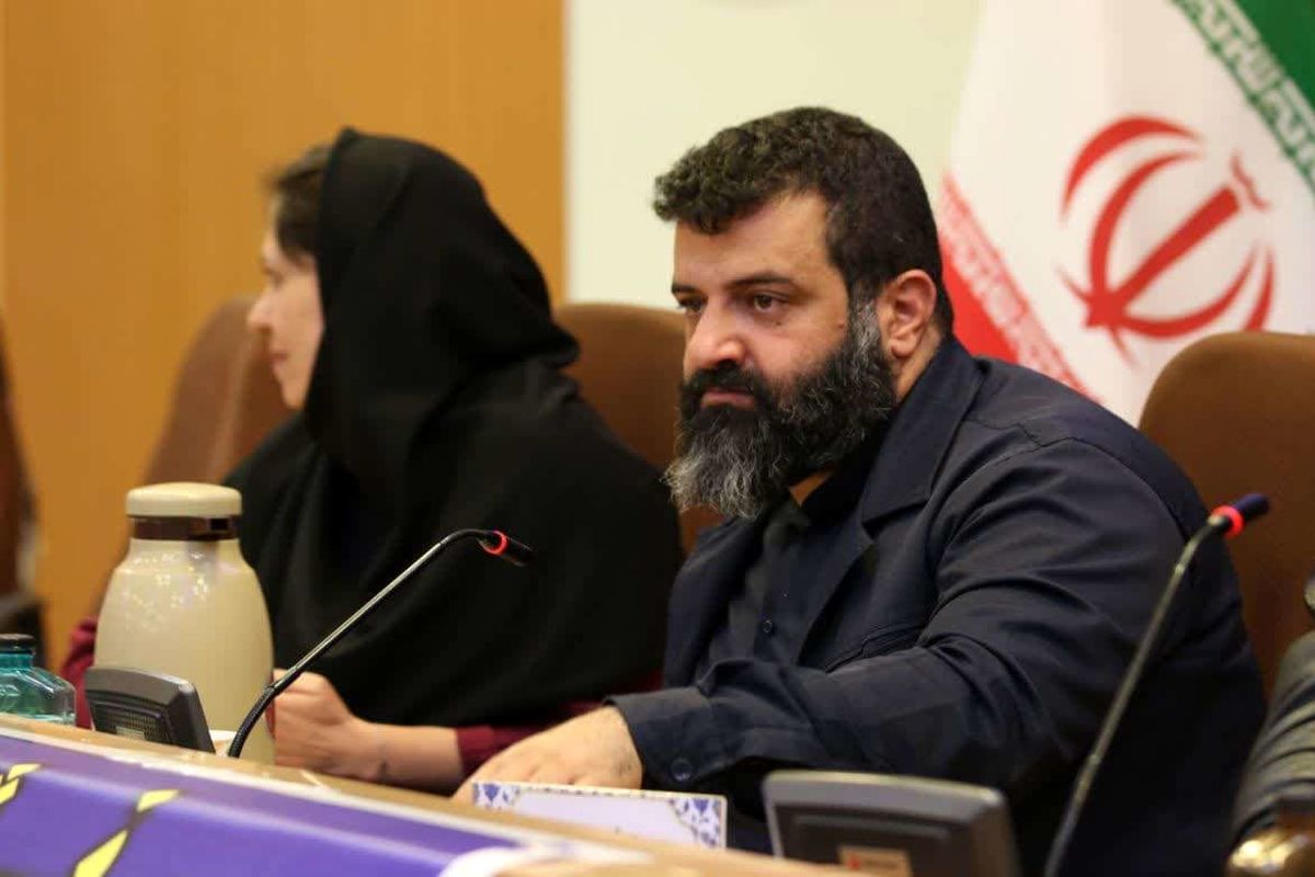 رئیس هیات شنای استان اصفهان