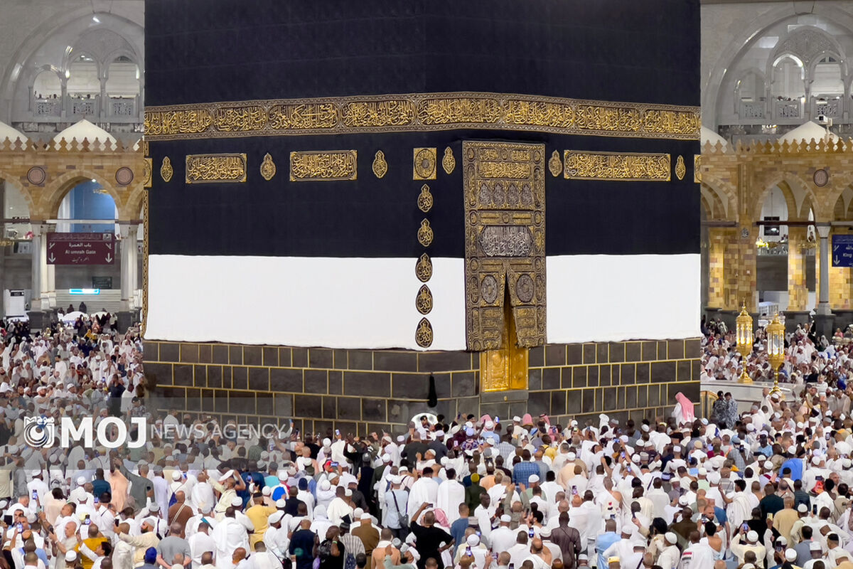 مسجد الحرام + ایام حج + حج عمره + حج تمتع