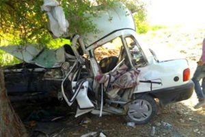 یک کشته بر اثر برخورد خودرو با درخت در مبارکه