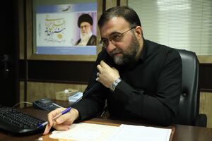 پاسخگویی مستقیم مدیرکل ارتباطات و امور بین‌الملل شهرداری قم به درخواست‌های شهروندان در سامانه ۱۳۷