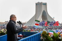 آمریکا و کشورهای اروپایی همواره تلاش کردند انقلاب ایران را زمین‌گیر کنند + فیلم