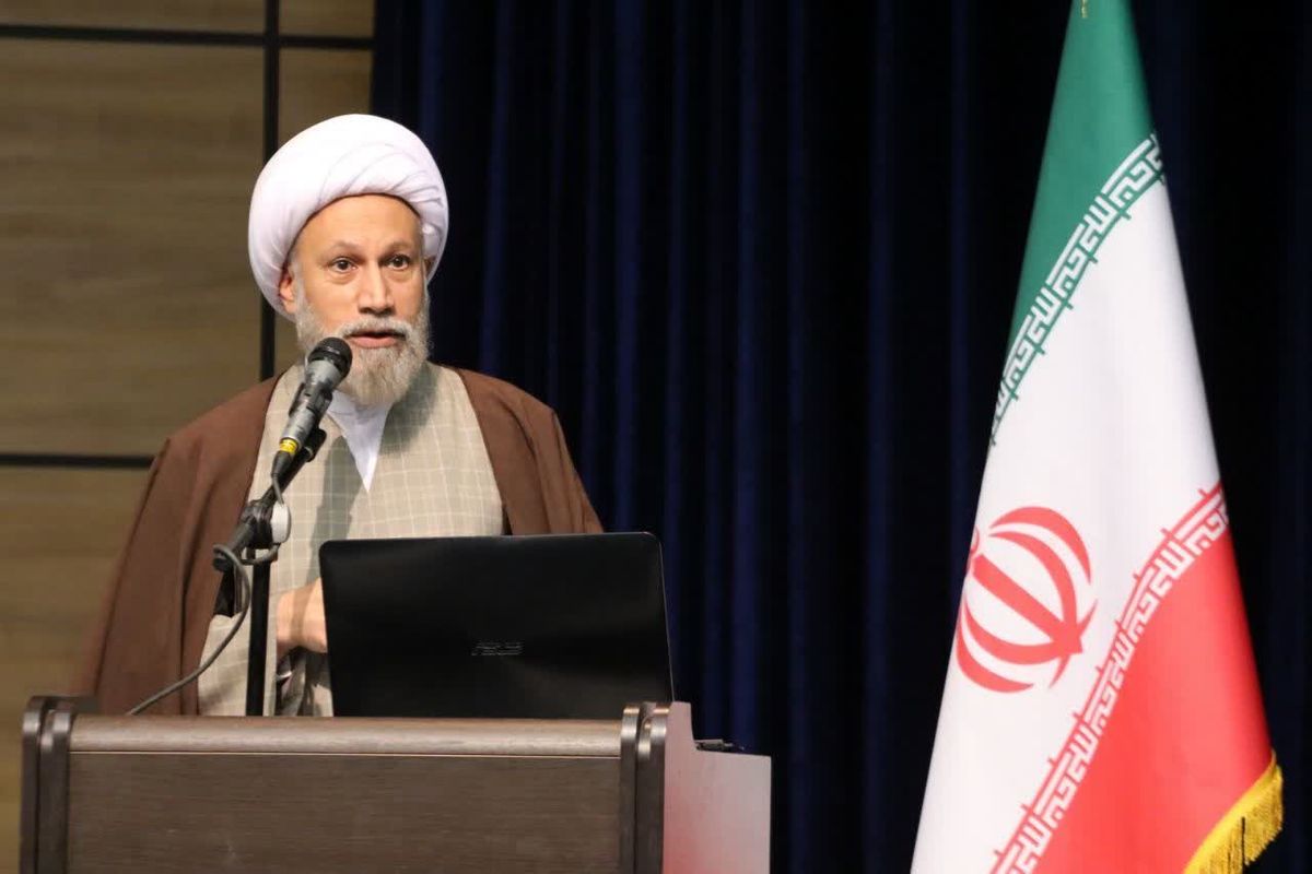 آیت الله دژکام +امام جمعه شیراز 