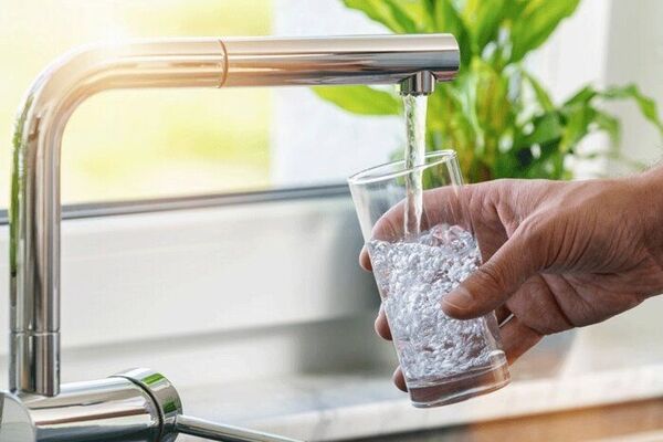 اگر به رقم قبض خود اعتراض دارید، حضوری به امور مشترکین مراجعه کنید