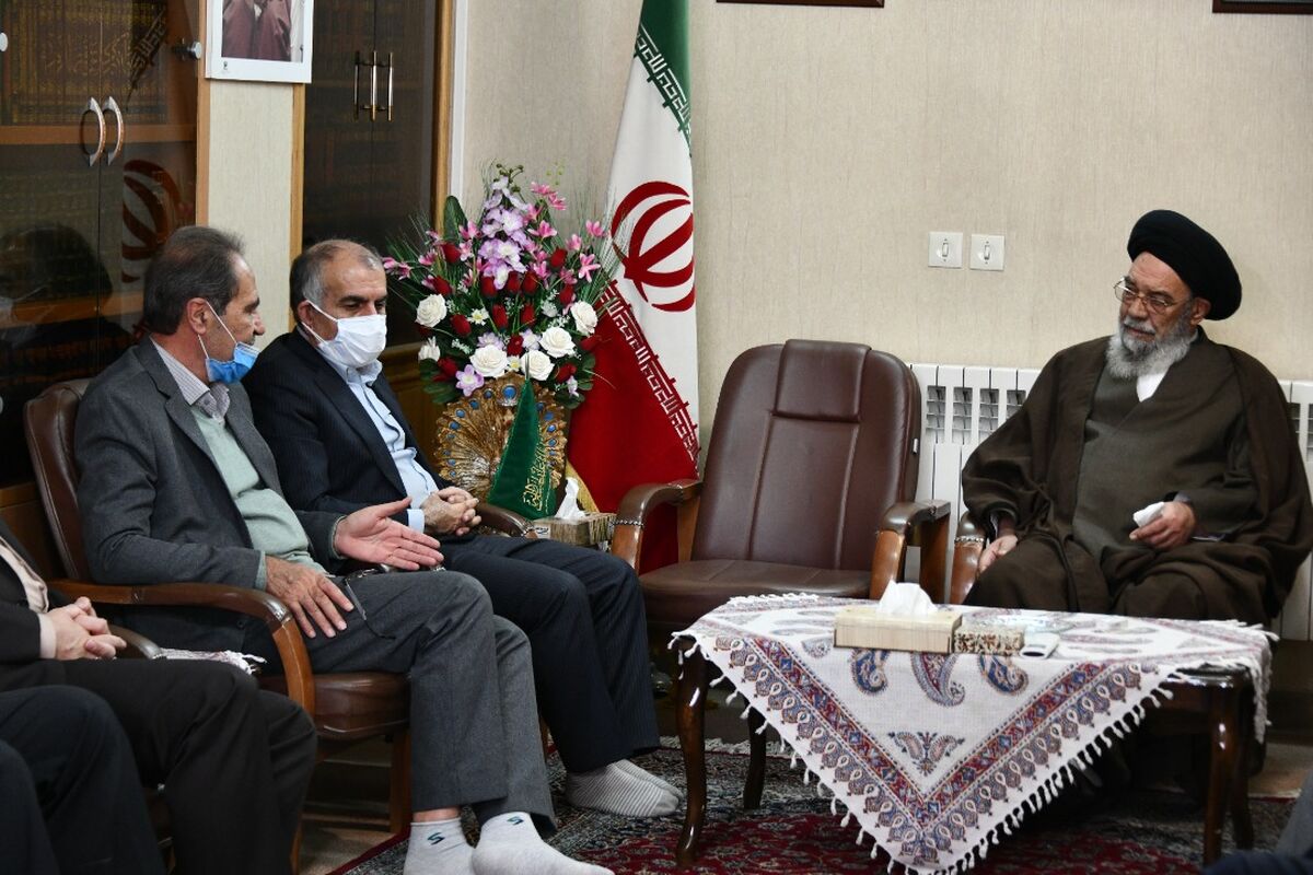 امام جمعه اصفهان و نظام مهندسی