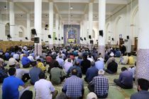 رضایت دشمن را بر رضایت خدا ترجیح ندهیم