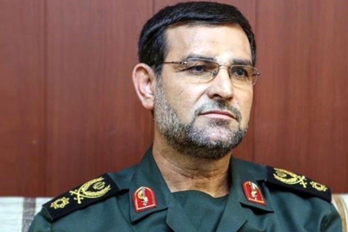 سپاه در دریا، هوا، فضا و زمین برای دفاع از انقلاب حضوری با معنا دارد