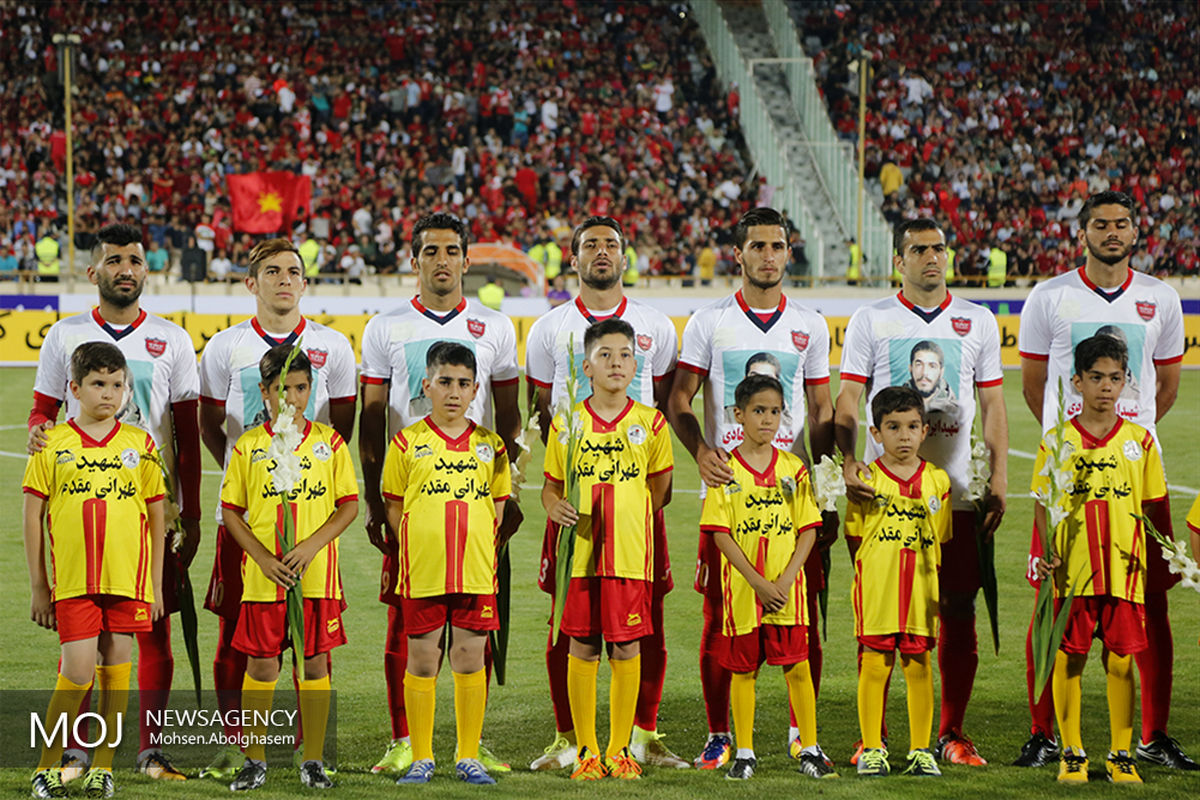 سوپر جام فوتبال دیدار تیم های پرسپولیس و نفت