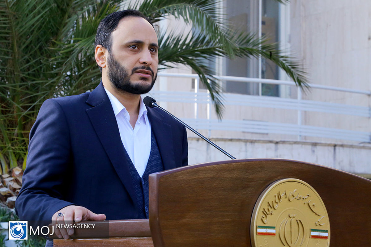 حاشیه جلسه هیات دولت - ۱۸ بهمن