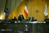 نشست شبانه مجلس برای بررسی لایحه بودجه آغاز شد