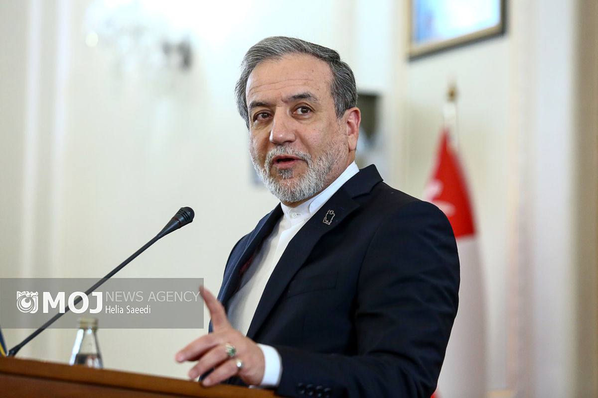 دیدار و کنفرانس مطبوعاتی وزیر امور خارجه ایران و عمان