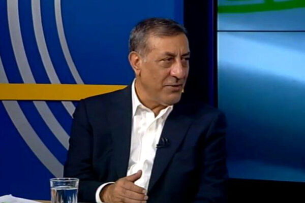 تفاهم‌نامه با اجماع ۱۲ نفر از شعام امضا شد/سند افتخار دیپلماسی ایران و رئیس‌جمهور پزشکیان همان تفاهم نامه بود