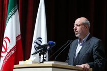 صنعت و دانش مکمل یکدیگر باشند