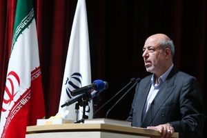 صنعت و دانش مکمل یکدیگر باشند