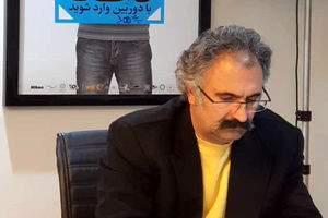 کاسبی از فقر اگر در جهت مقابله با آن باشد چه اشکالی دارد؟/اشتباه گالری دار را به پای هنرمند ننویسیم