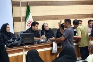 میز خدمت وزارت راه و شهرسازی هم‌زمان با سفر وزیر به استان کرمان برپا شد