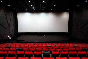 آمار فروش هفتگی فیلم‌های سینمای ایران اعلام شد/ خفه‌گی در صدر جدول فروش