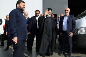 حضور رئیس جمهور در معراج شهدای اهواز