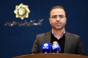 مداخله مستمر و سنگین بانک مرکزی در بازار اسکناس ارز