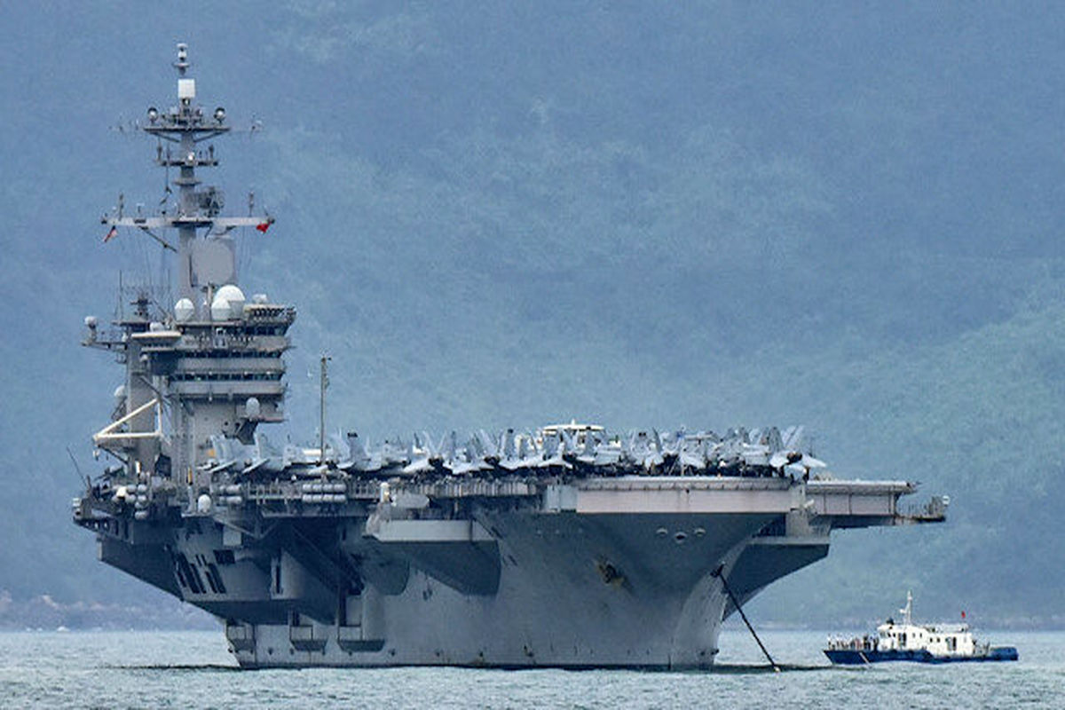 شیوع کرونا در یک ناو آمریکایی