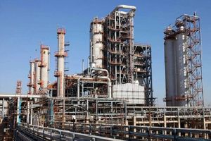 آتش‌سوزی پالایشگاه آبادان مهار شد/ یک جان‌باخته بر جای گذاشت