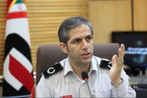 احتمال سقوط دکل 20 متری در خیابان انقلاب